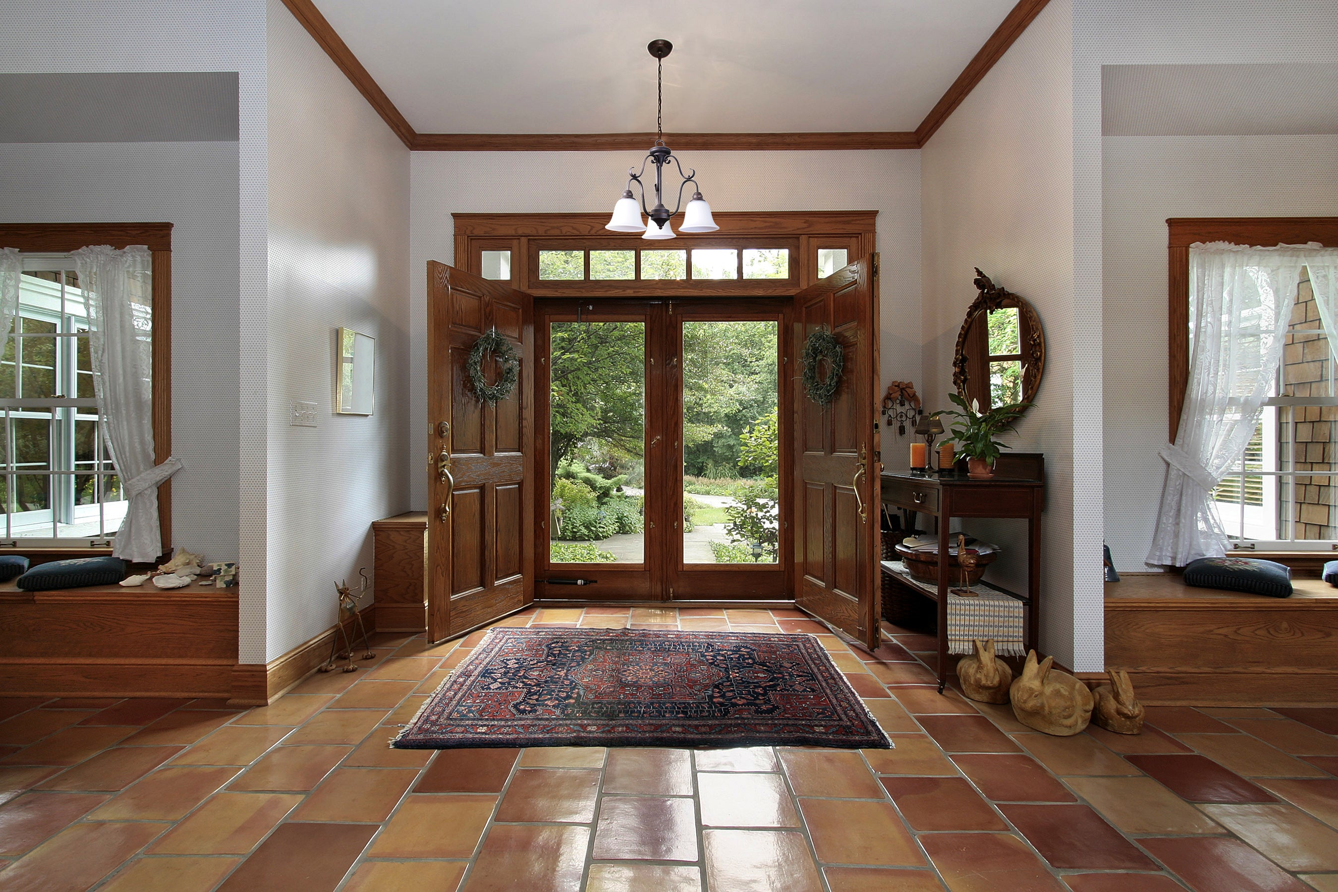 3 light rubbed bronze entryway chandelier