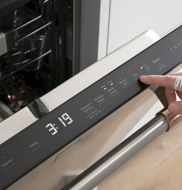 Café Smart Stainless Steel Interior Dishwasher with Sanitize and Ultra Wash & Dual Convection Ultra Dry [LOCAL PICKUP ONLY]