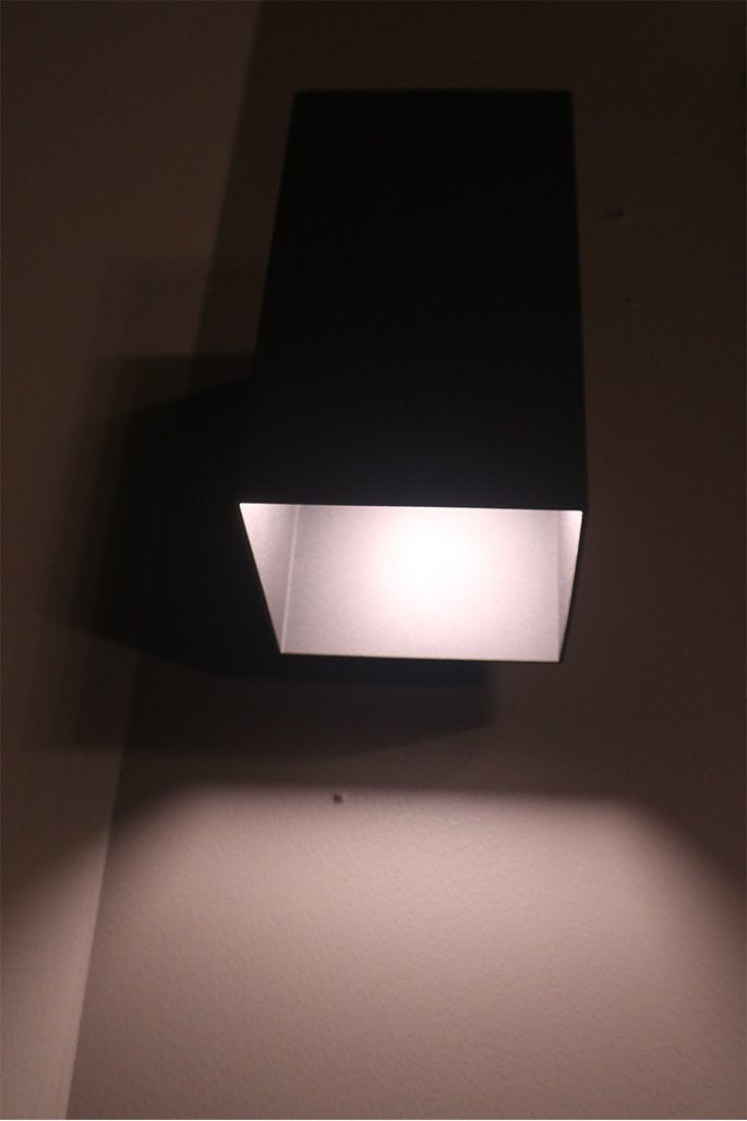 Black outdoor wall sconce